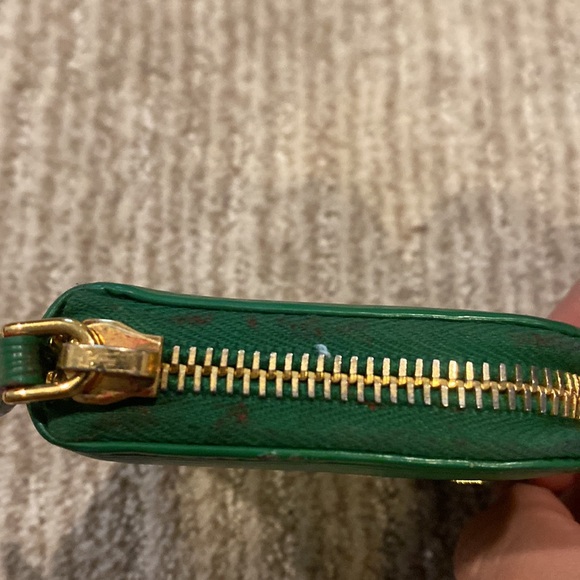 Prada Wallet - Picture 6 of 7